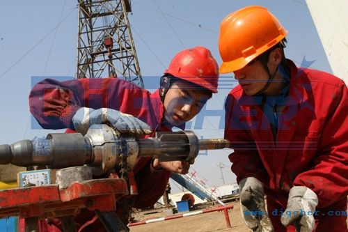 樁西油田樁115-平1定向井旋轉(zhuǎn)射流解堵