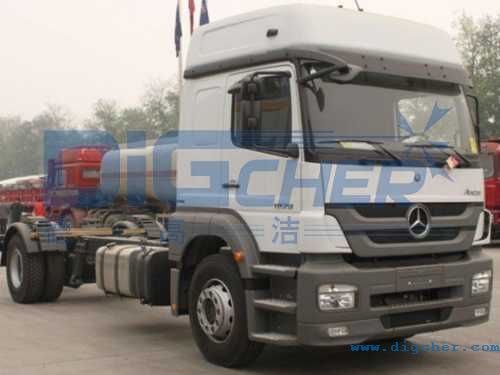 德高潔公鐵兩用軌道清掃車車輛底盤